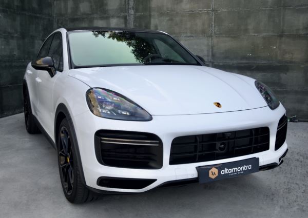 Porsche Cayenne Coupé Turbo S e-hybrid